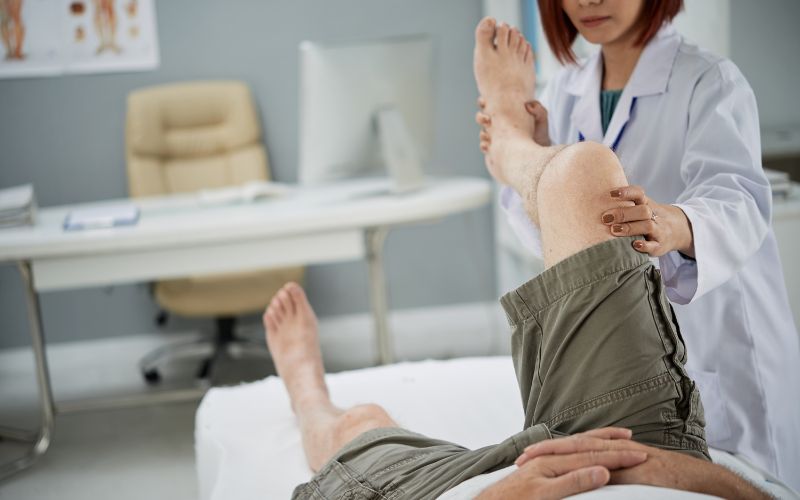 Hiện nay, bệnh xương khớp được hình thành trên nhiều nguyên nhân khác nhau