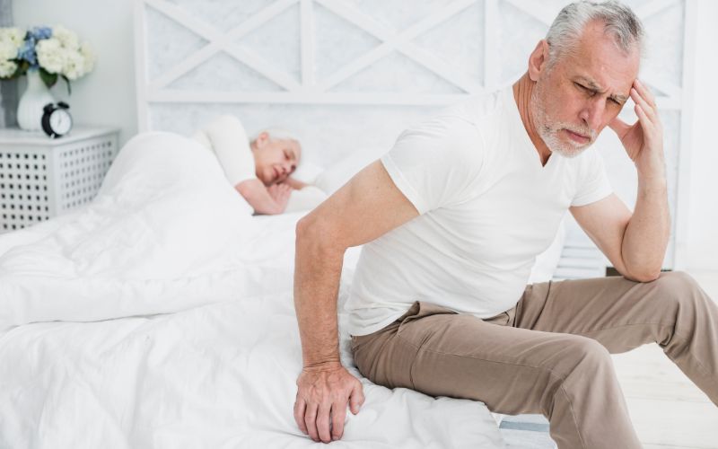 Mất ngủ tuổi 50 cấp tính thường xảy ra trong một khoảng thời gian ngắn, thường là vài ngày đến vài tuần