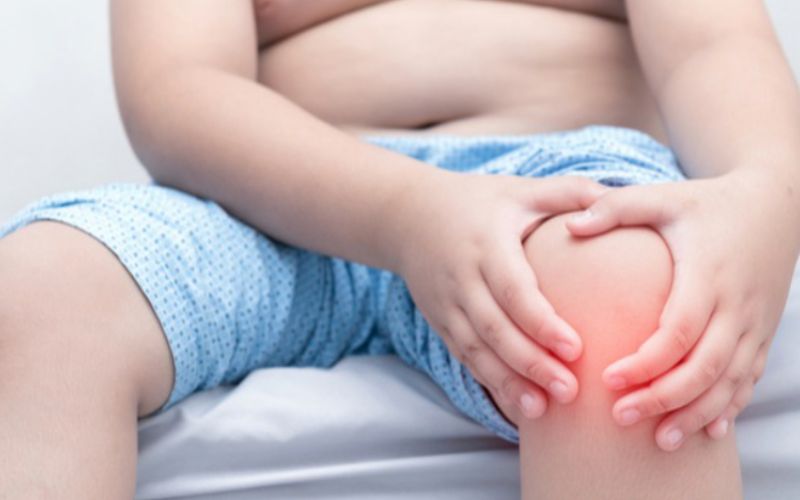 Béo phì, thừa cân làm tăng áp lực khớp gối đồng thời là nguyên nhân thoái hoá khớp gối